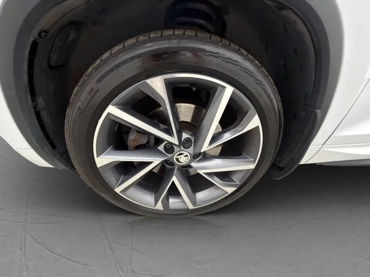 Vehicle image 31