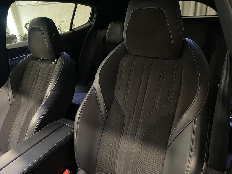 Peugeot 408 bild 10