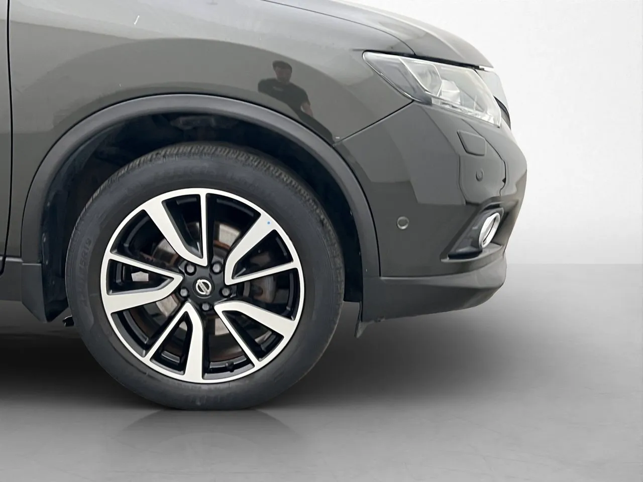 Vehicle image 30