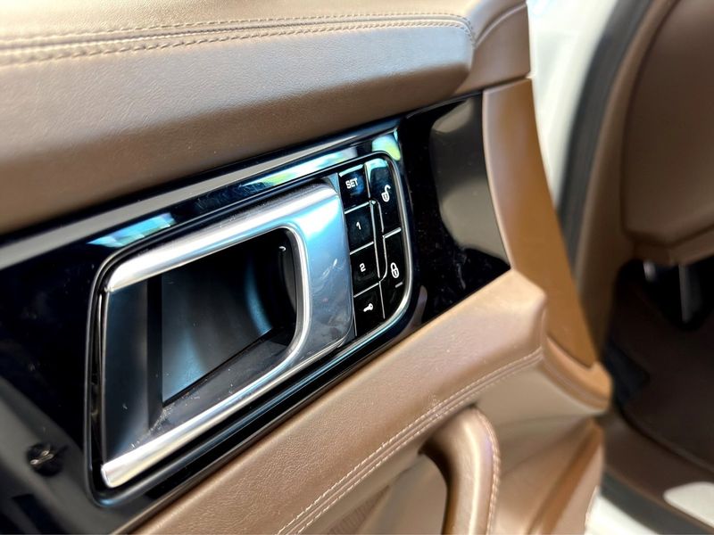 Porsche Panamera bild 15