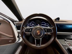 Porsche Panamera bild 19