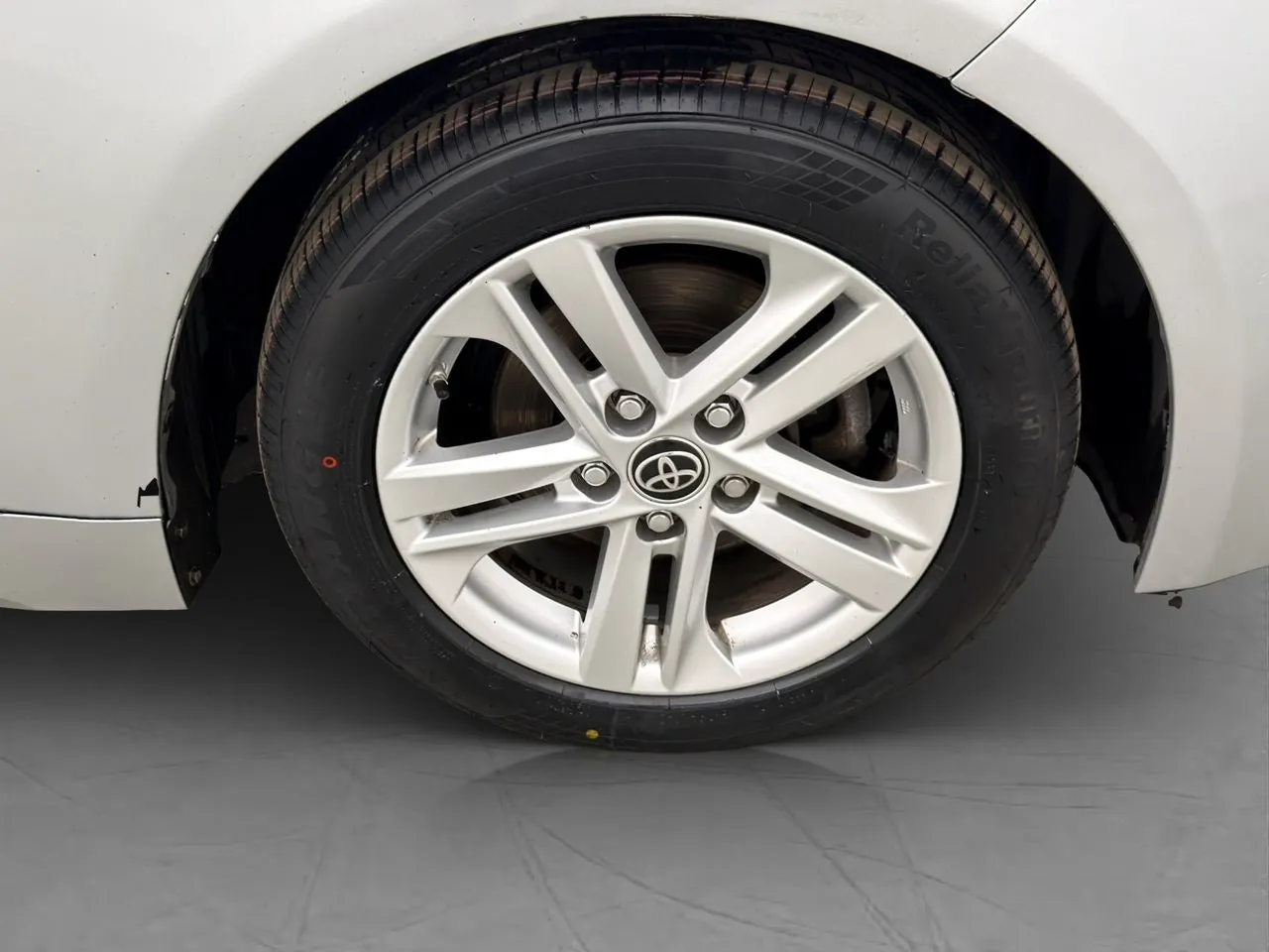 Vehicle image 25