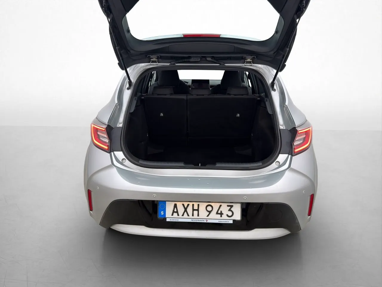 Vehicle image 23