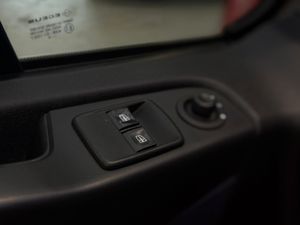 Opel Vivaro bild 15
