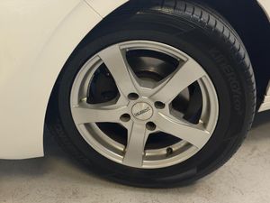 Peugeot 208 bild 18