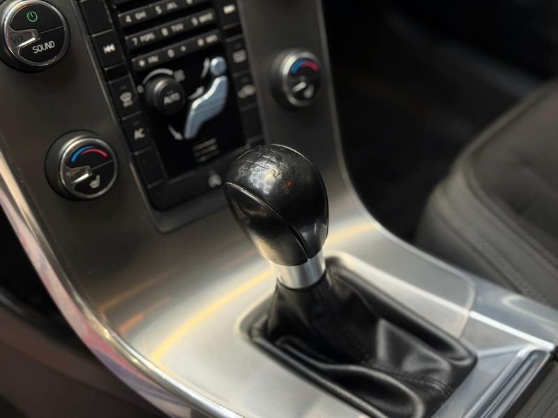 Volvo V60 bild 13