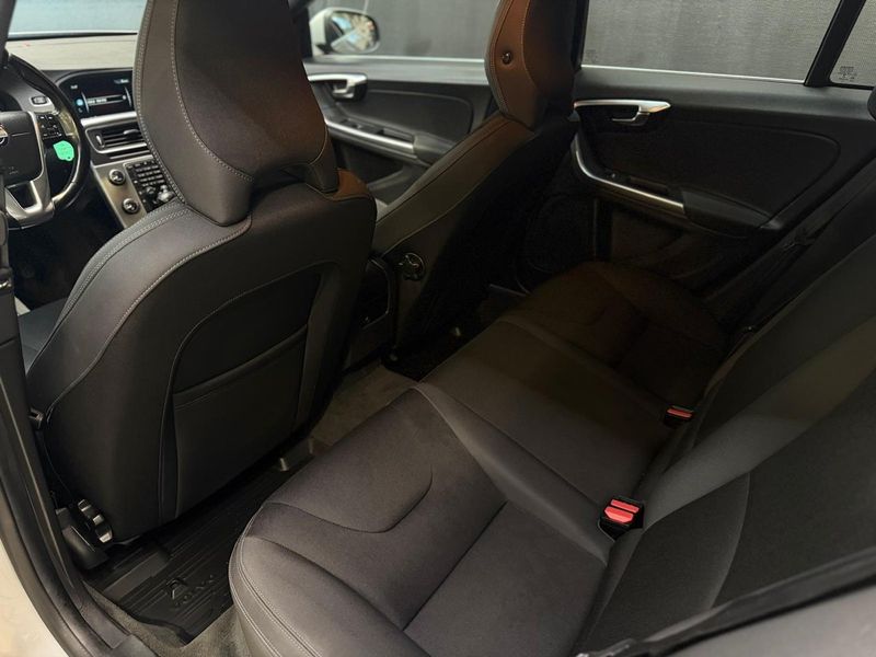 Volvo V60 bild 17