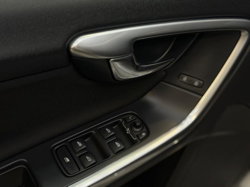 Volvo V60 bild 15