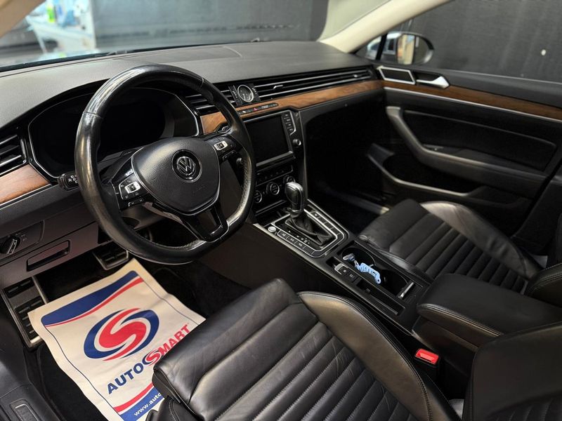Volkswagen Passat bild 7