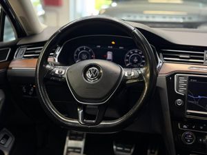 Volkswagen Passat bild 9