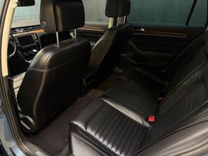 Volkswagen Passat bild 17