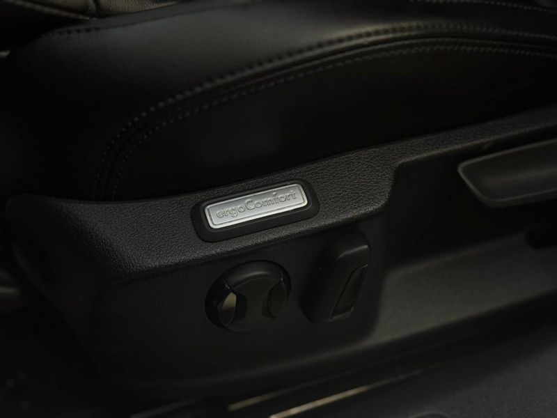 Volkswagen Passat bild 19