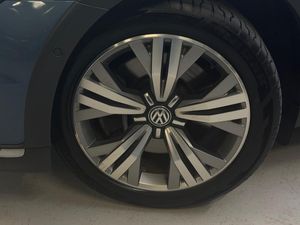 Volkswagen Passat bild 18