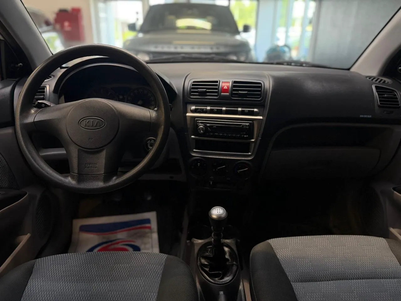 Vehicle image 7