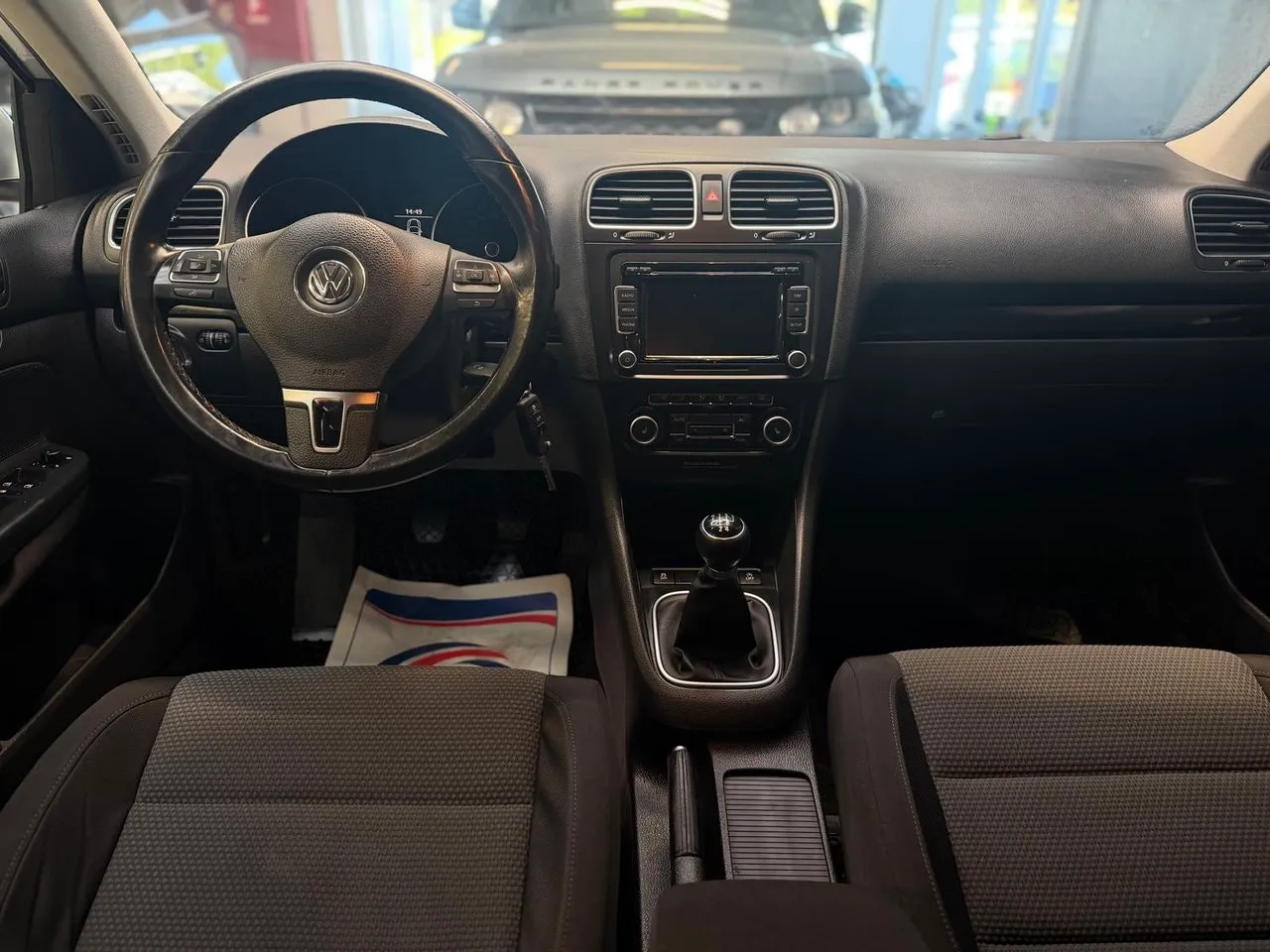 Vehicle image 7