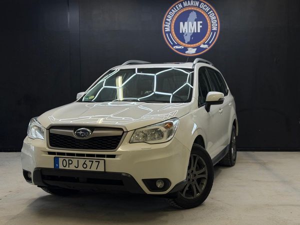 Subaru Forester 2.0 4WD Lineartronic Drag Panoramatak B-kamera BT - 2015