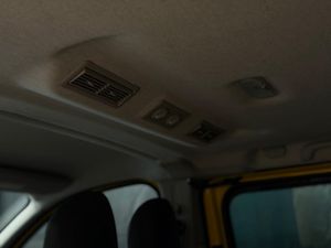 Renault Trafic bild 17