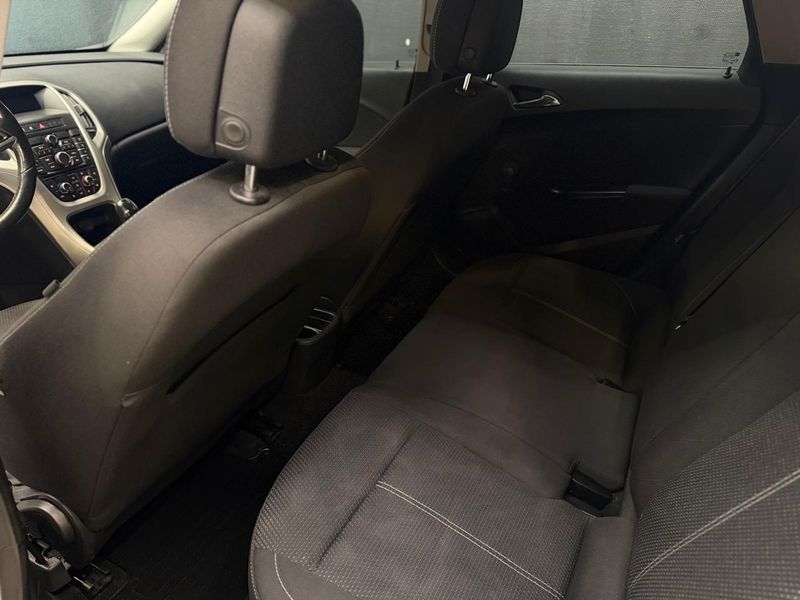 Opel Astra bild 16
