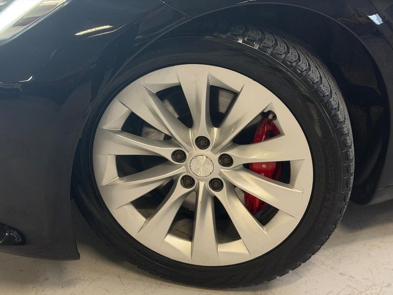 Tesla Model S bild 18
