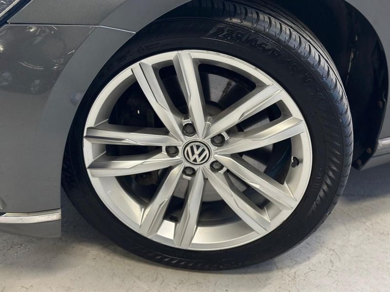 Volkswagen Passat bild 18