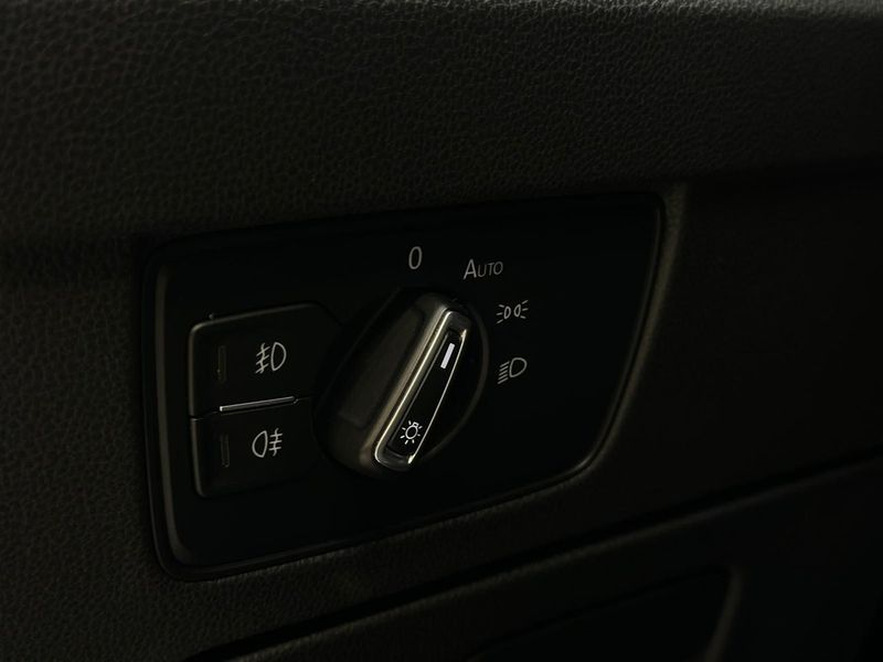 Volkswagen Passat bild 16