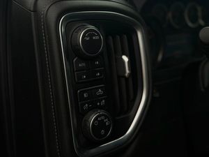 Chevrolet Silverado bild 12