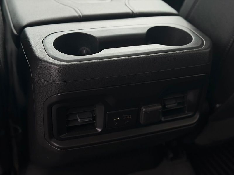 Chevrolet Silverado bild 19