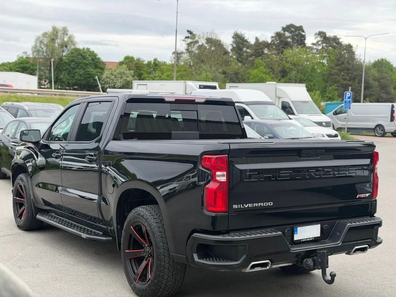 Vehicle image 20