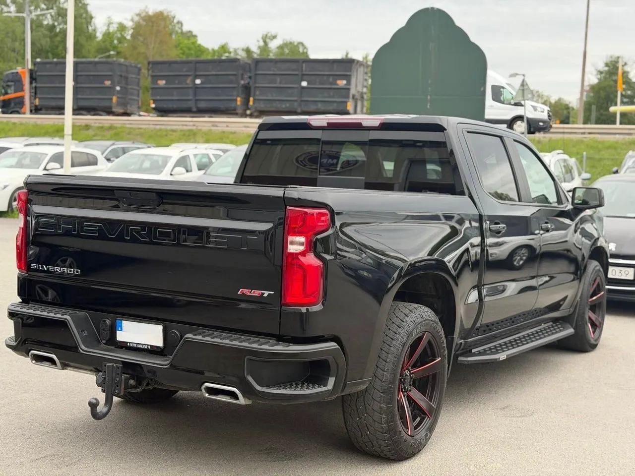 Vehicle image 21