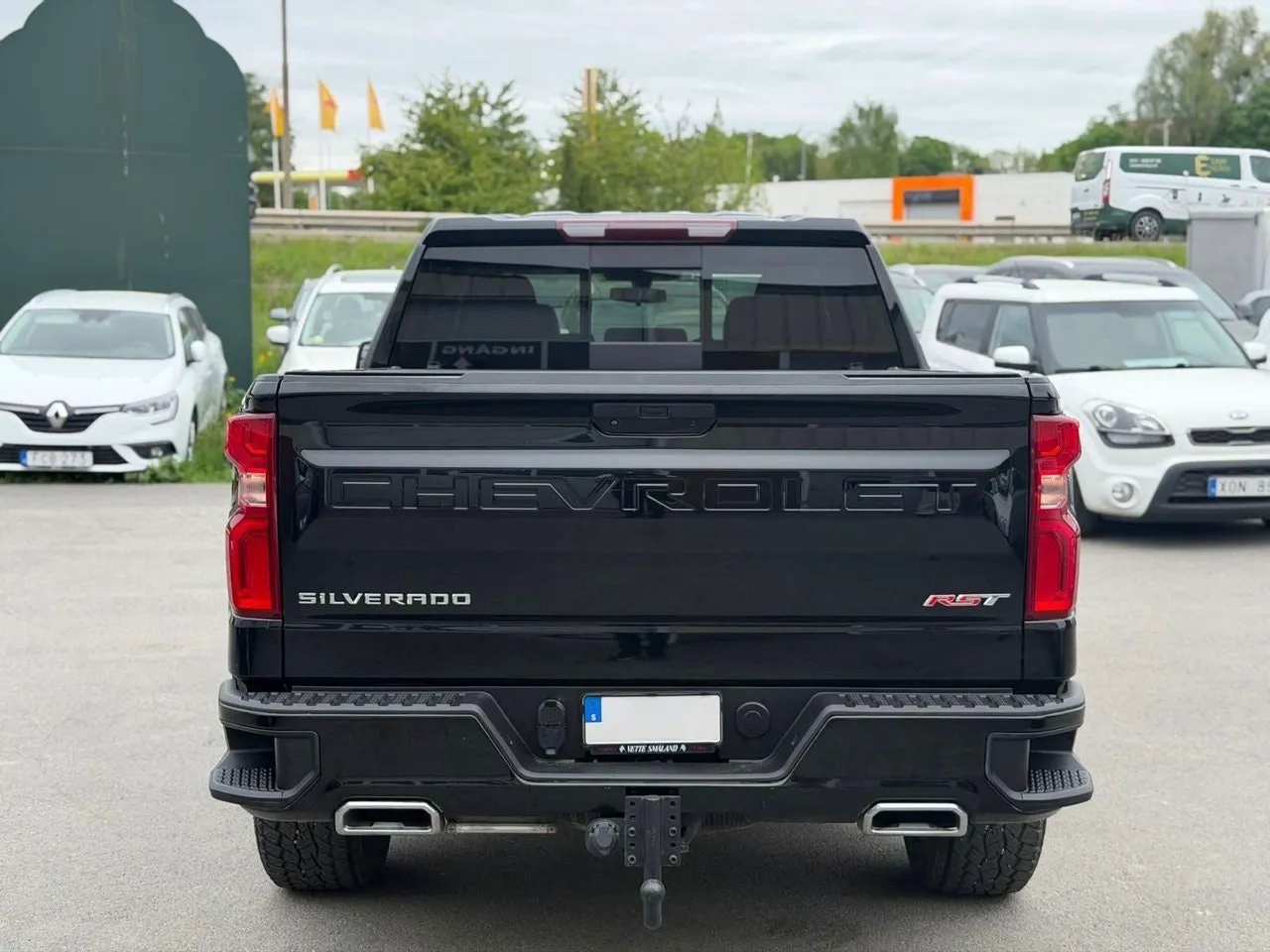 Vehicle image 22