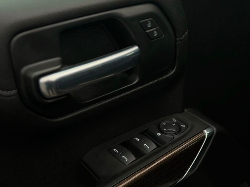Chevrolet Silverado bild 11