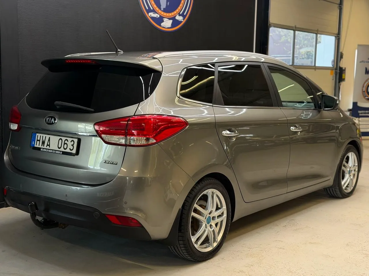 Vehicle image 20