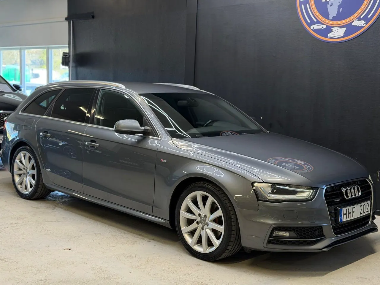 Vehicle image 1