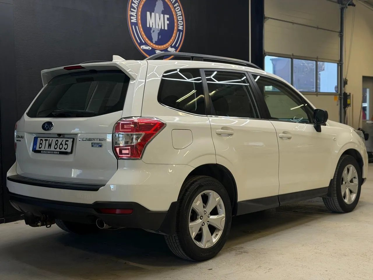 Vehicle image 21