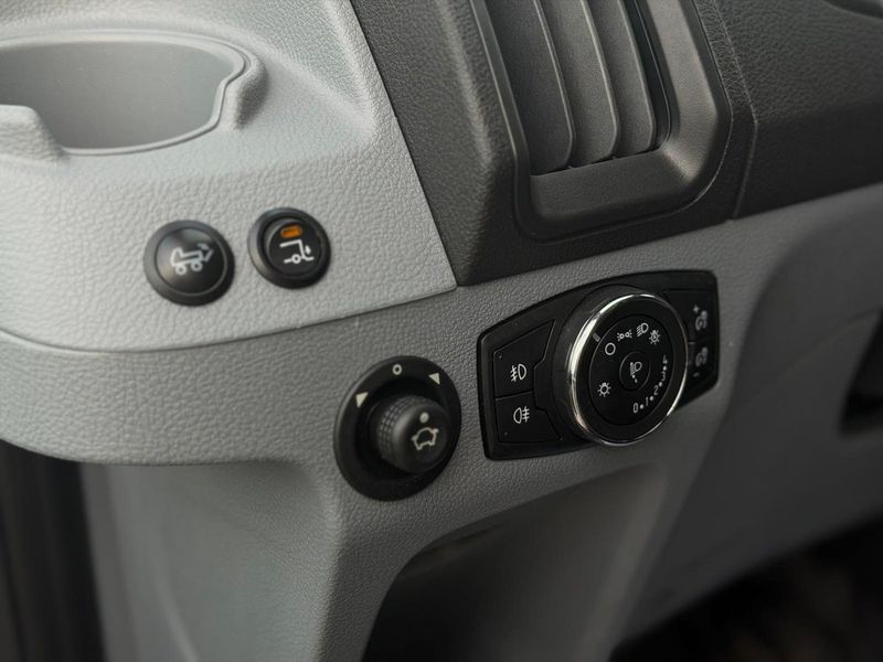 Ford Transit bild 12