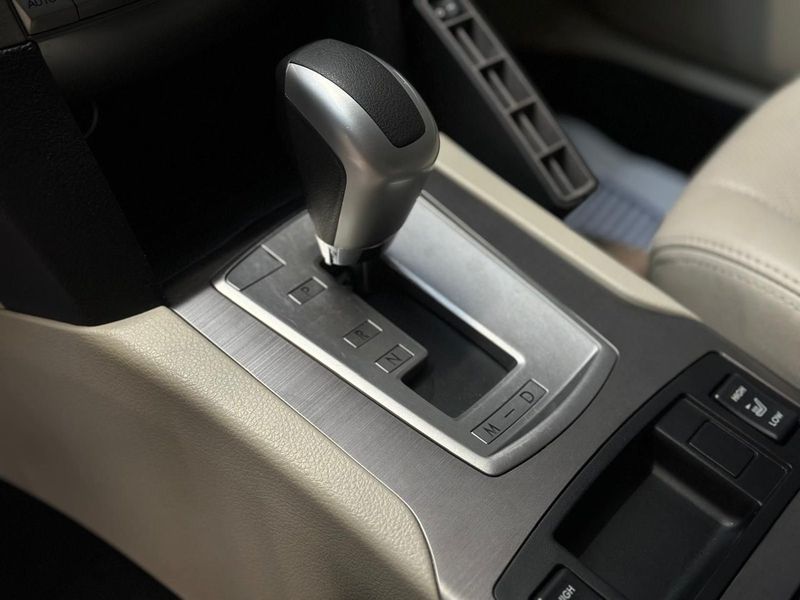 Subaru Outback bild 13