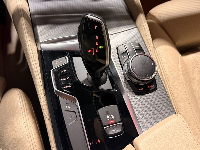 BMW 530 bild 18