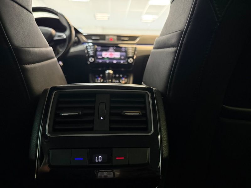 Skoda Superb bild 14