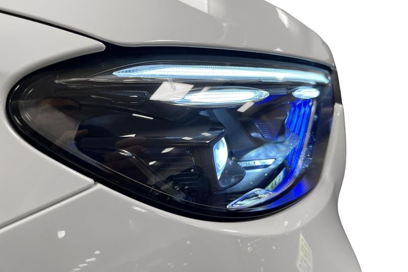 Mercedes GLC300 bild 11