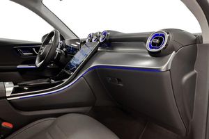 Mercedes GLC300 bild 10