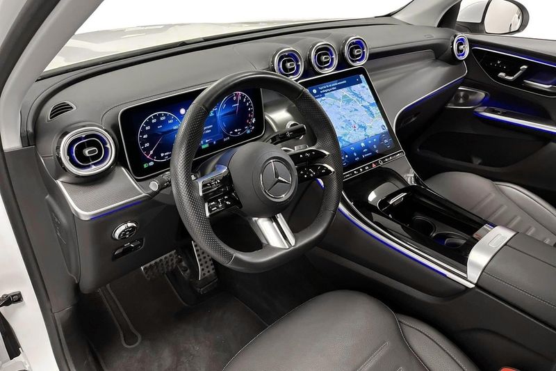 Mercedes GLC300 bild 7