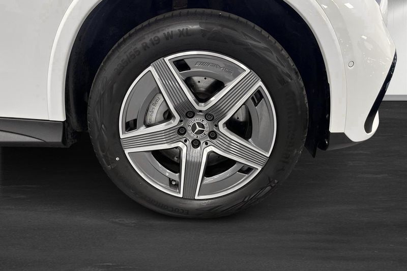 Mercedes GLC300 bild 12