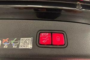 Mercedes GLC300 bild 15