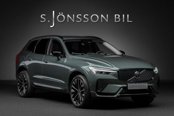 Volvo XC60 Recharge T6 AWD / Moms - 2026