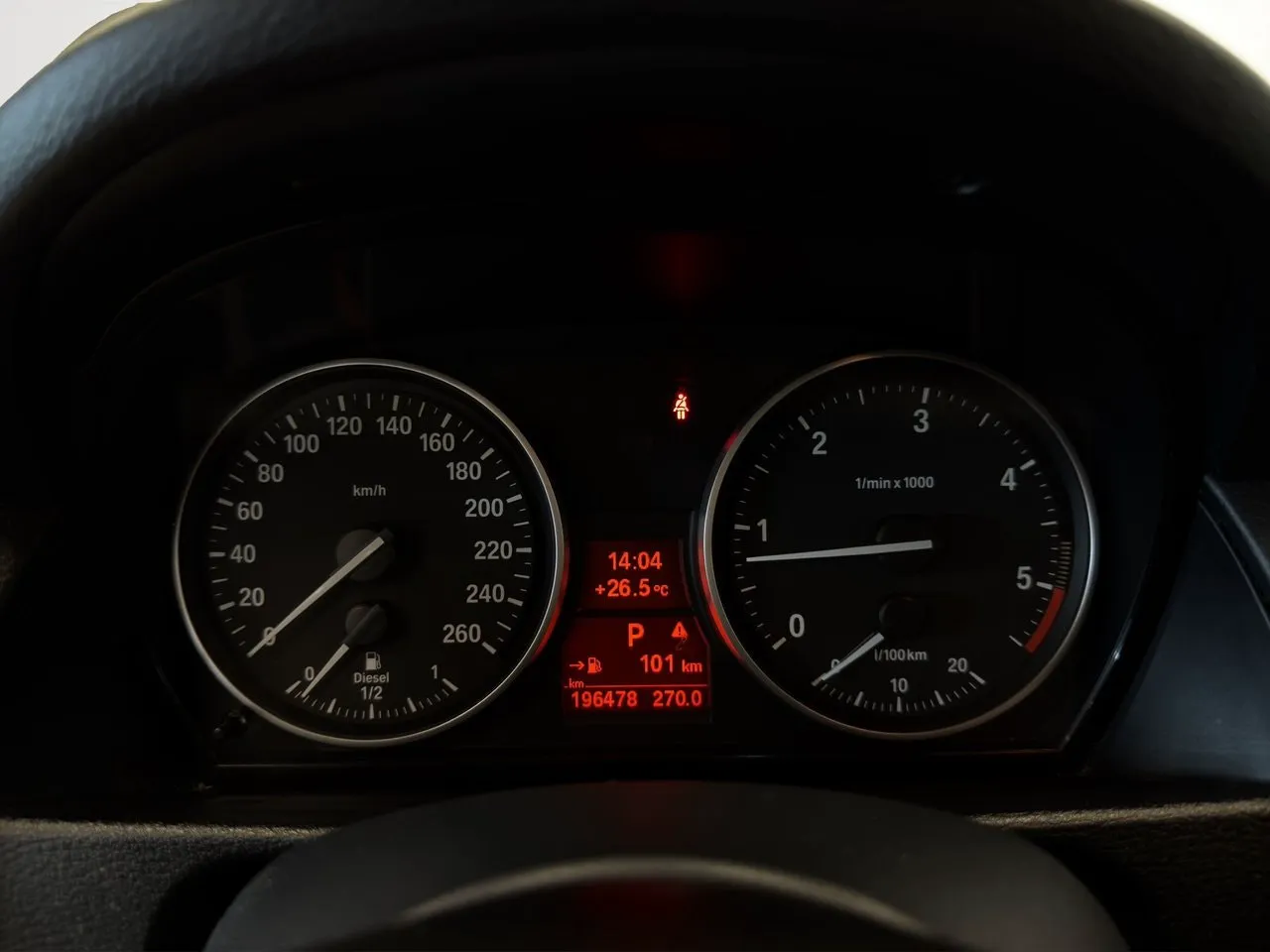 Vehicle image 14
