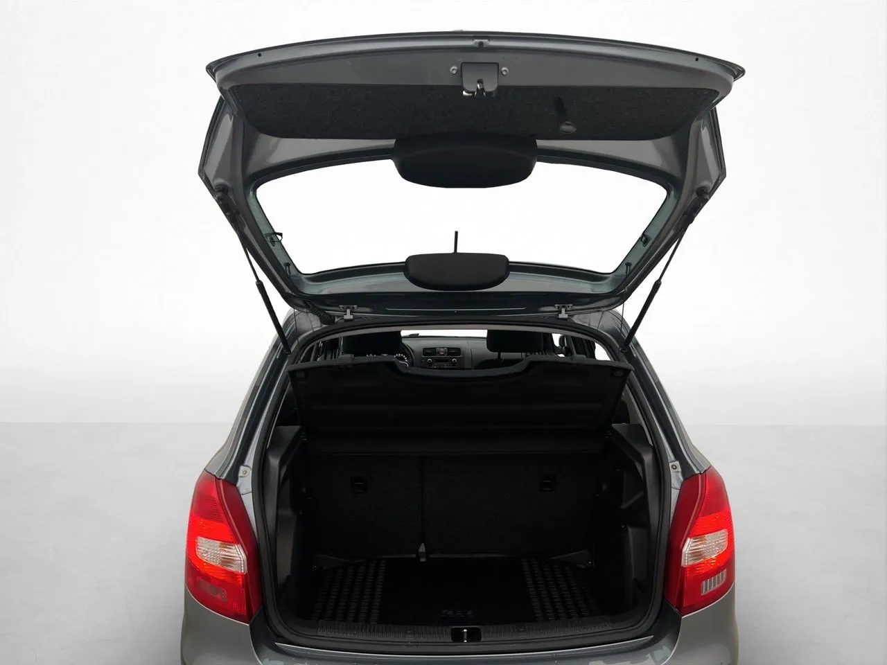 Vehicle image 20
