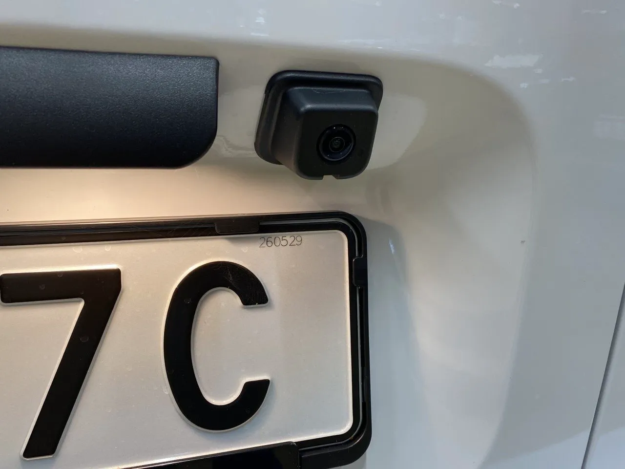 Vehicle image 15