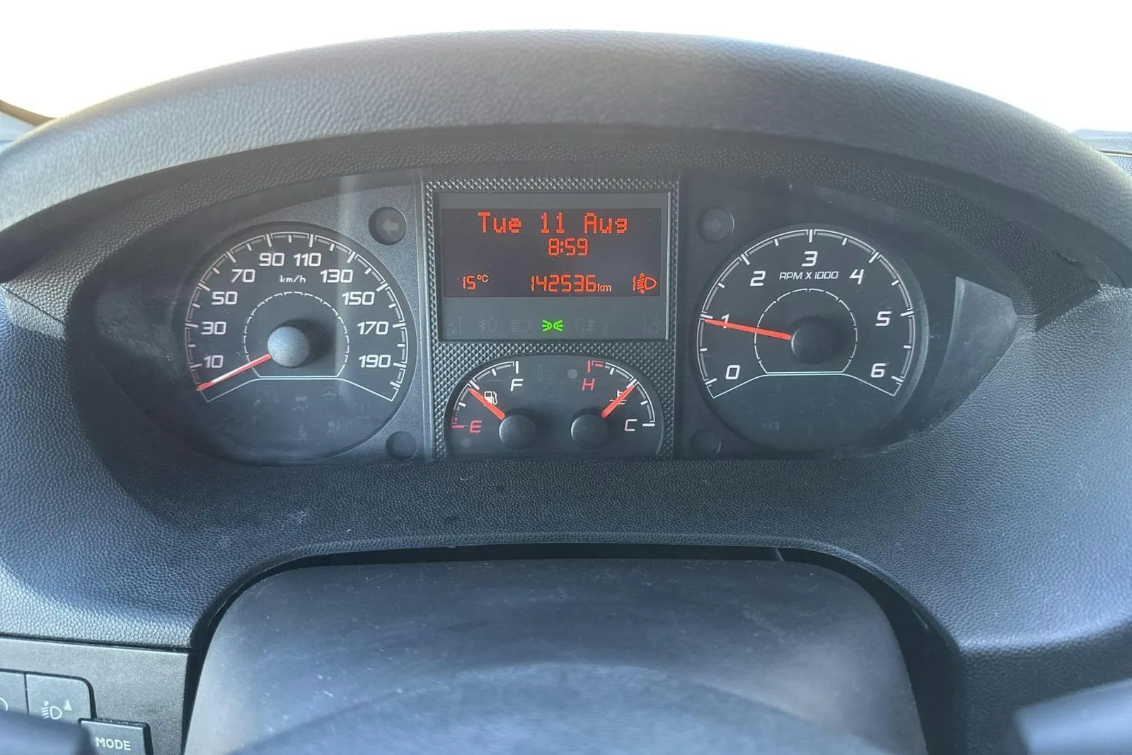 Vehicle image 10