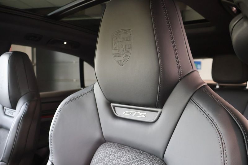 Porsche Macan bild 17