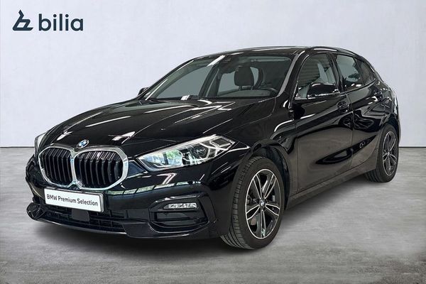 BMW 118 i Aut Sportline | Navi | PDC fram & bak | Bluetooth | 17" - 2023